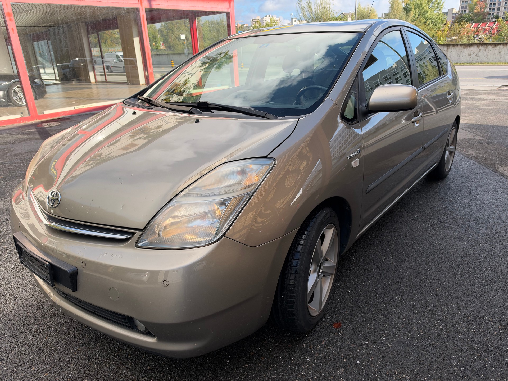 TOYOTA Prius 1.5 16V Hybrid-image-1