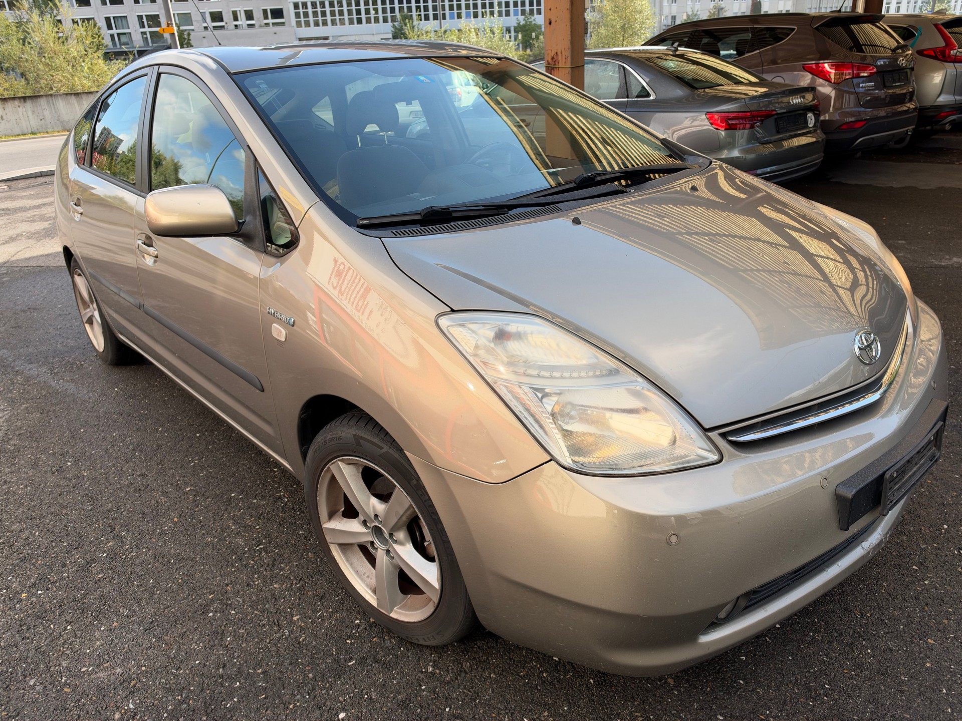 TOYOTA Prius 1.5 16V Hybrid-image-2