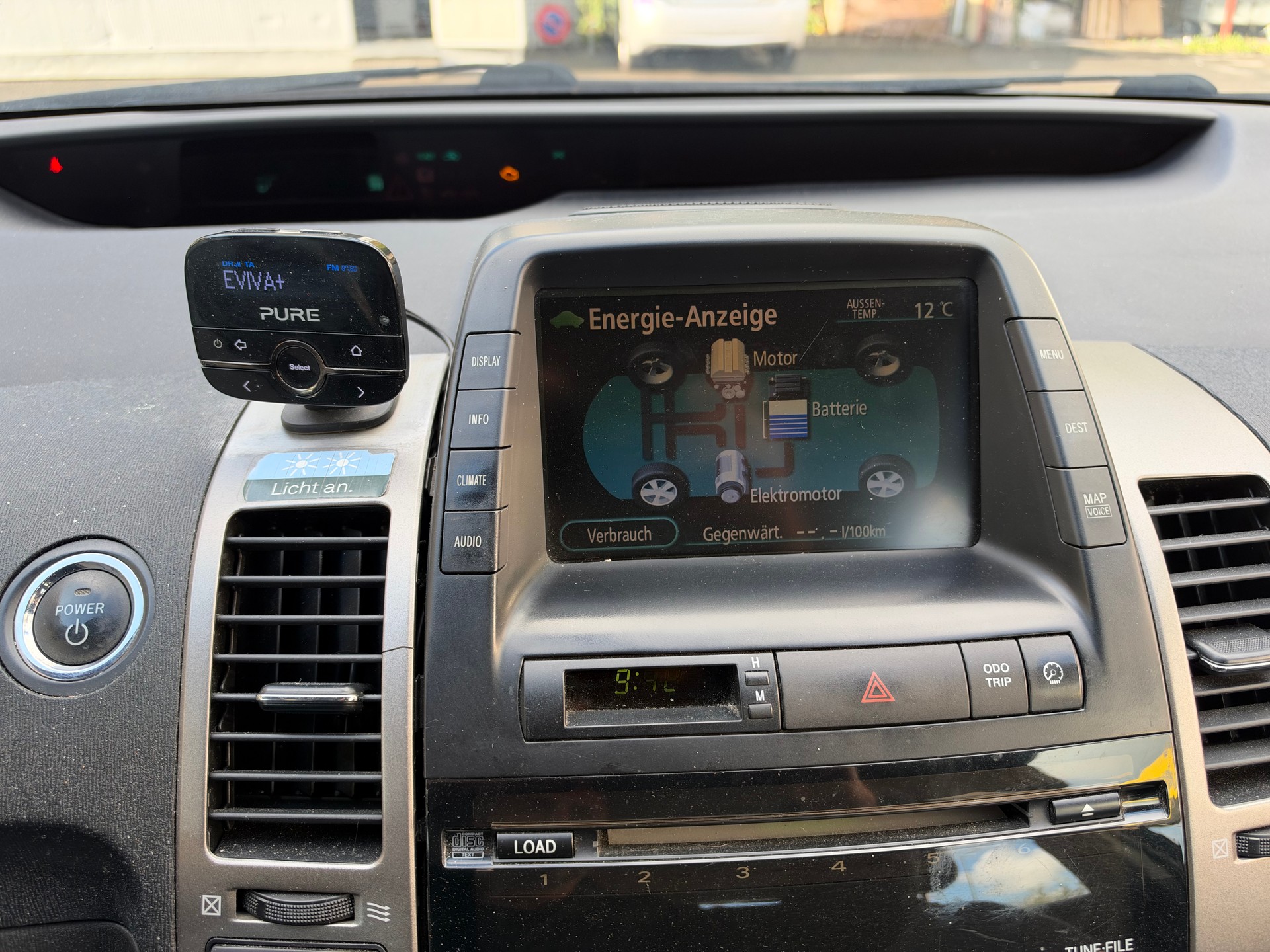 TOYOTA Prius 1.5 16V Hybrid-image-11