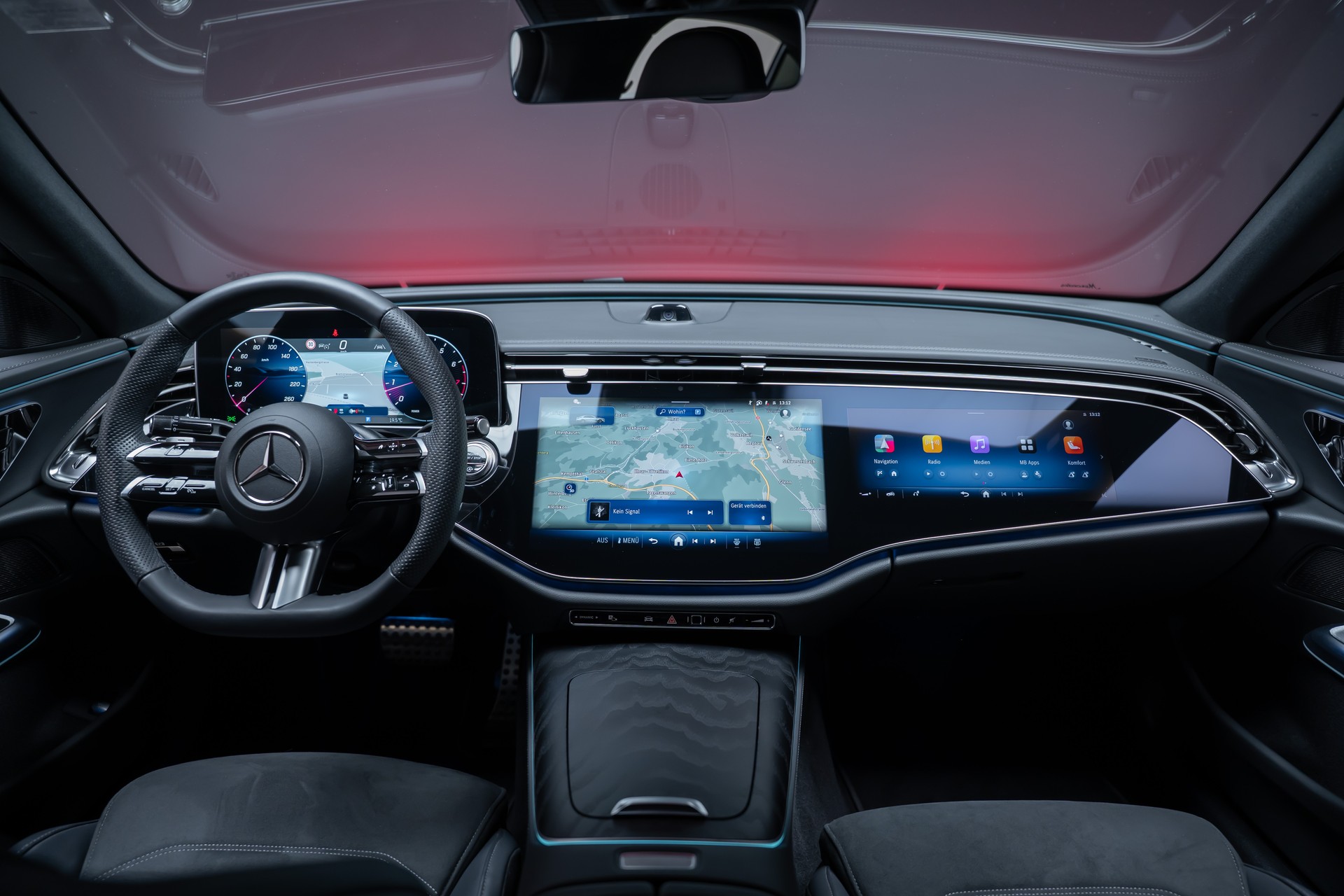 MERCEDES-BENZ E 200 AMG Line / Hyperscreen / Rückfahrkamera / el.Sitze-image-22