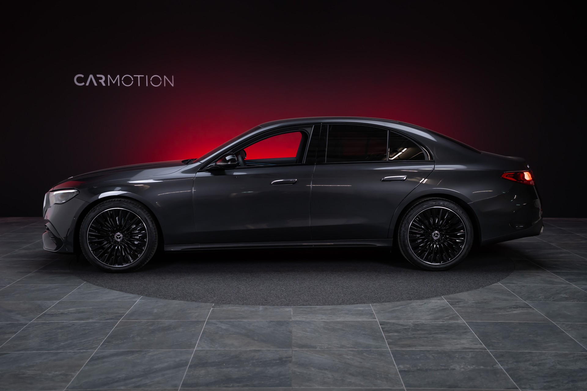 MERCEDES-BENZ E 200 AMG Line / Hyperscreen / Rückfahrkamera / el.Sitze-image-9