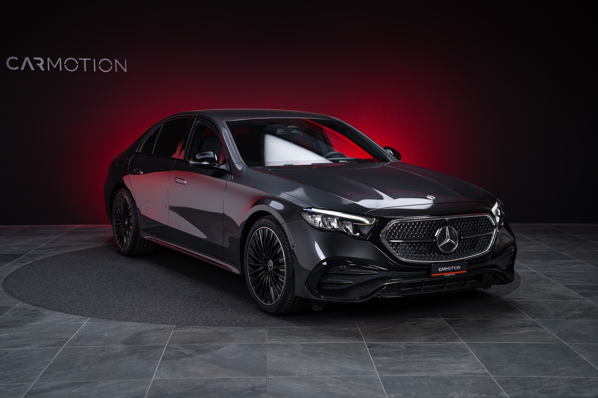 MERCEDES-BENZ E 200 AMG Line / Hyperscreen / Rückfahrkamera / el.Sitze-showroom-element-2