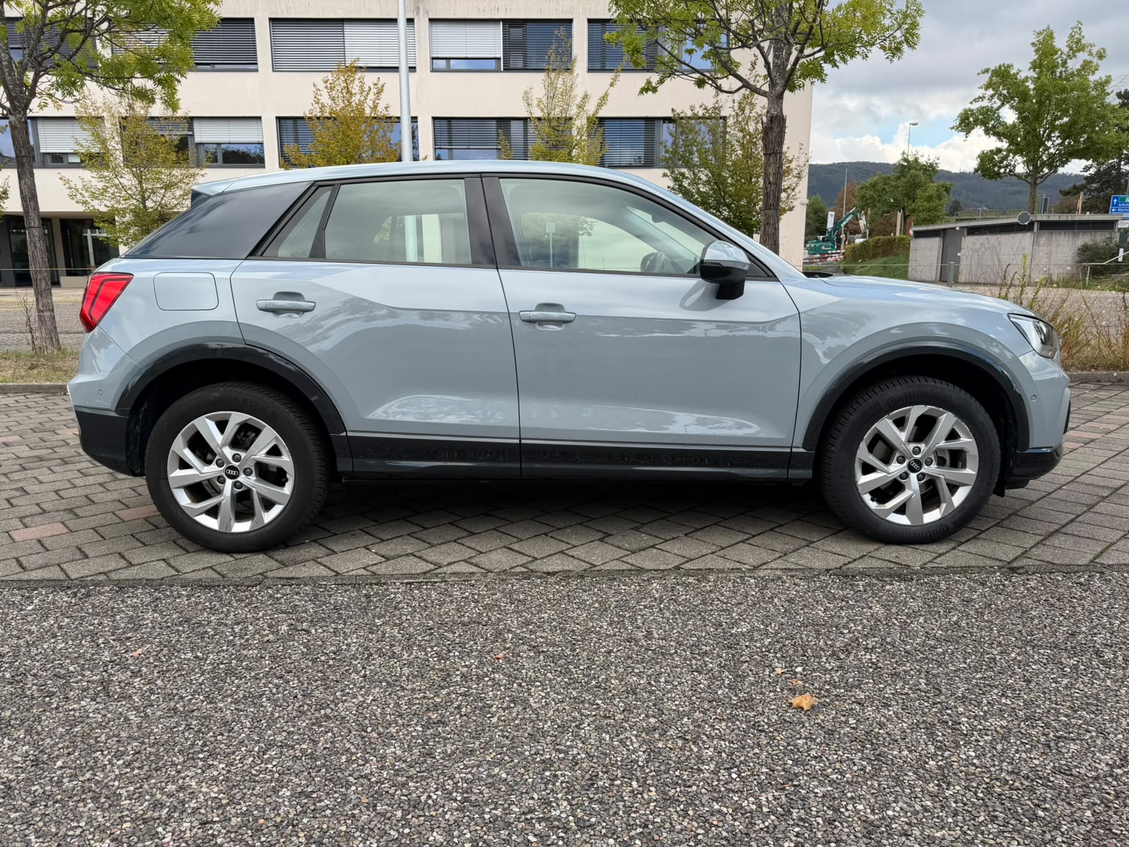AUDI 1.5 35 TFSI Advanced S-Tronic-image-3