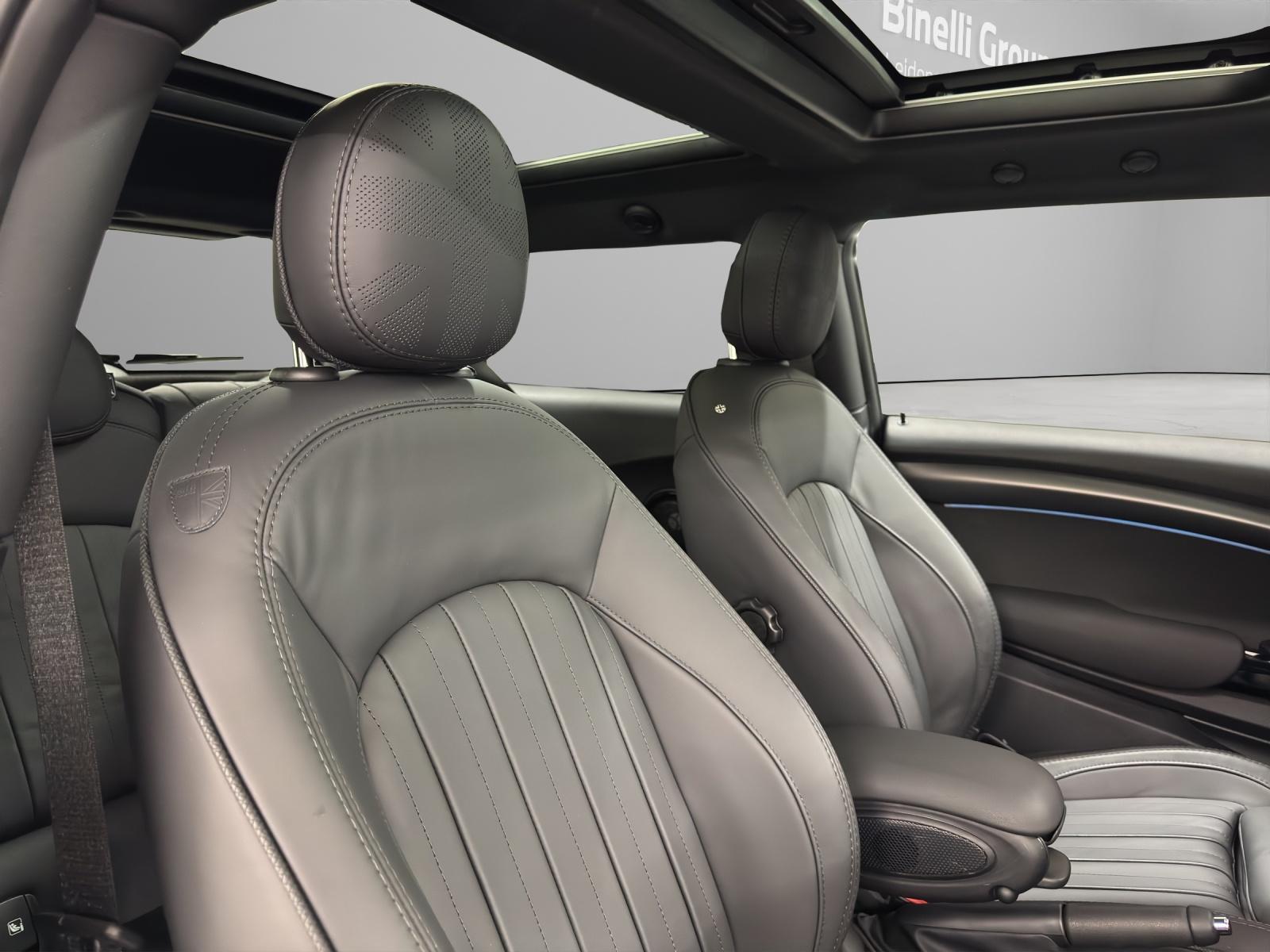 MINI Cooper S-image-14
