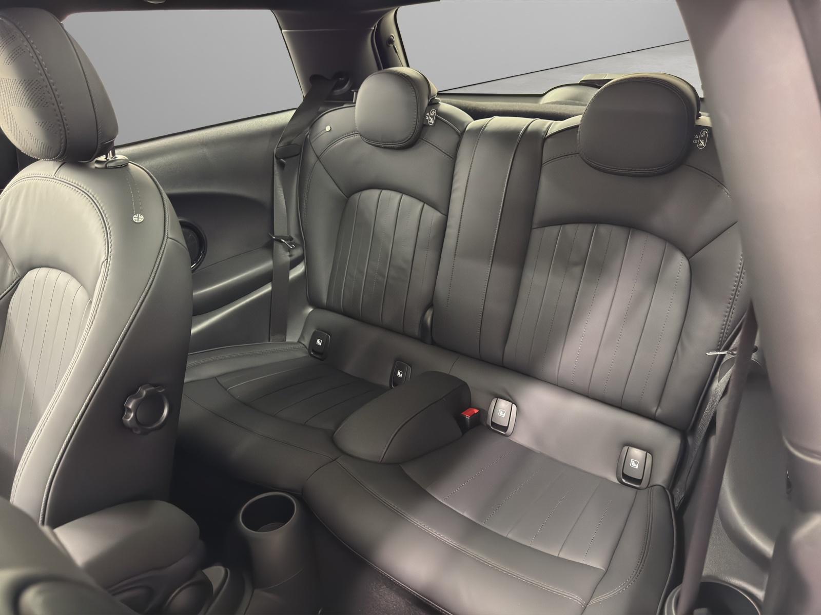MINI Cooper S-image-13