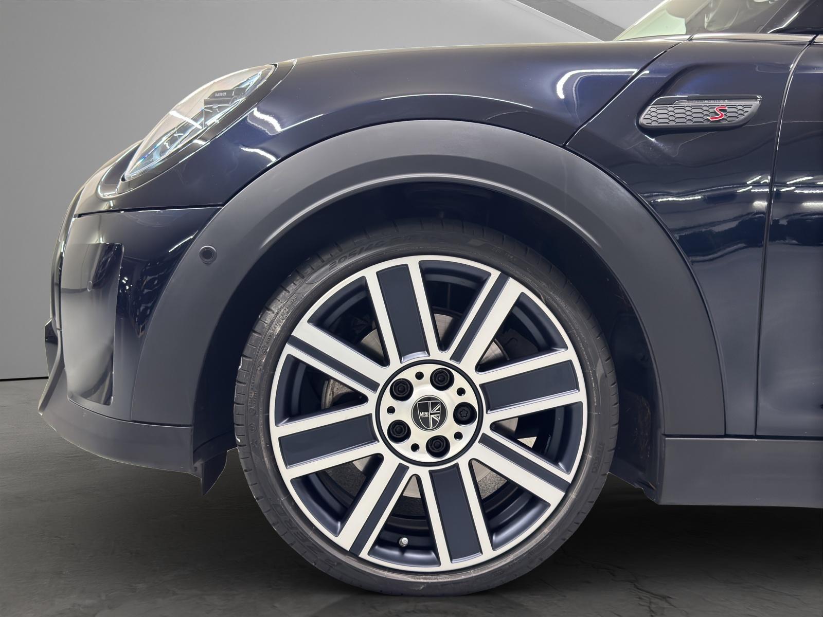 MINI Cooper S-image-8