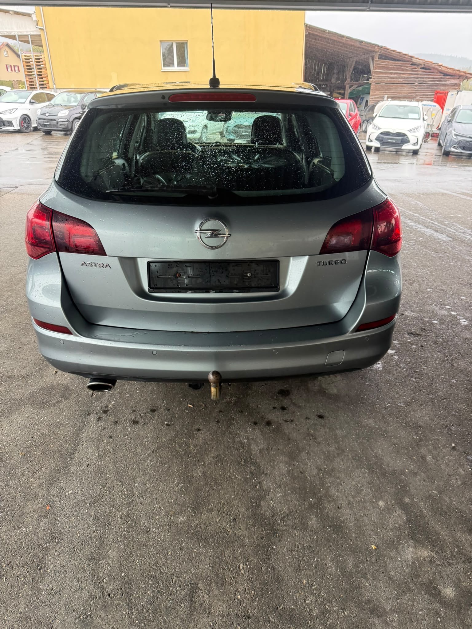 OPEL Astra SportsTourer 1.6i 16V Turbo Cosmo Automatic-image-2