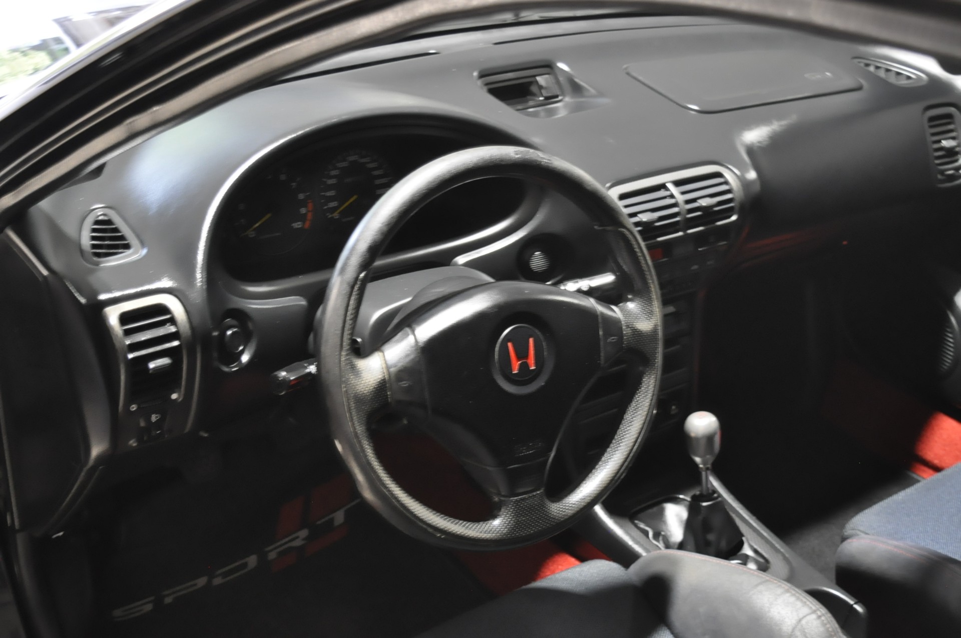 HONDA Integra Type-R 1.8 VTEC-image-9