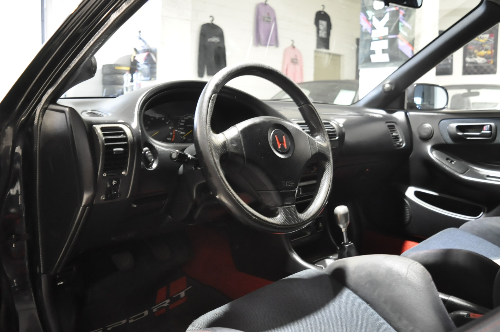 HONDA Integra Type-R 1.8 VTEC-image-11