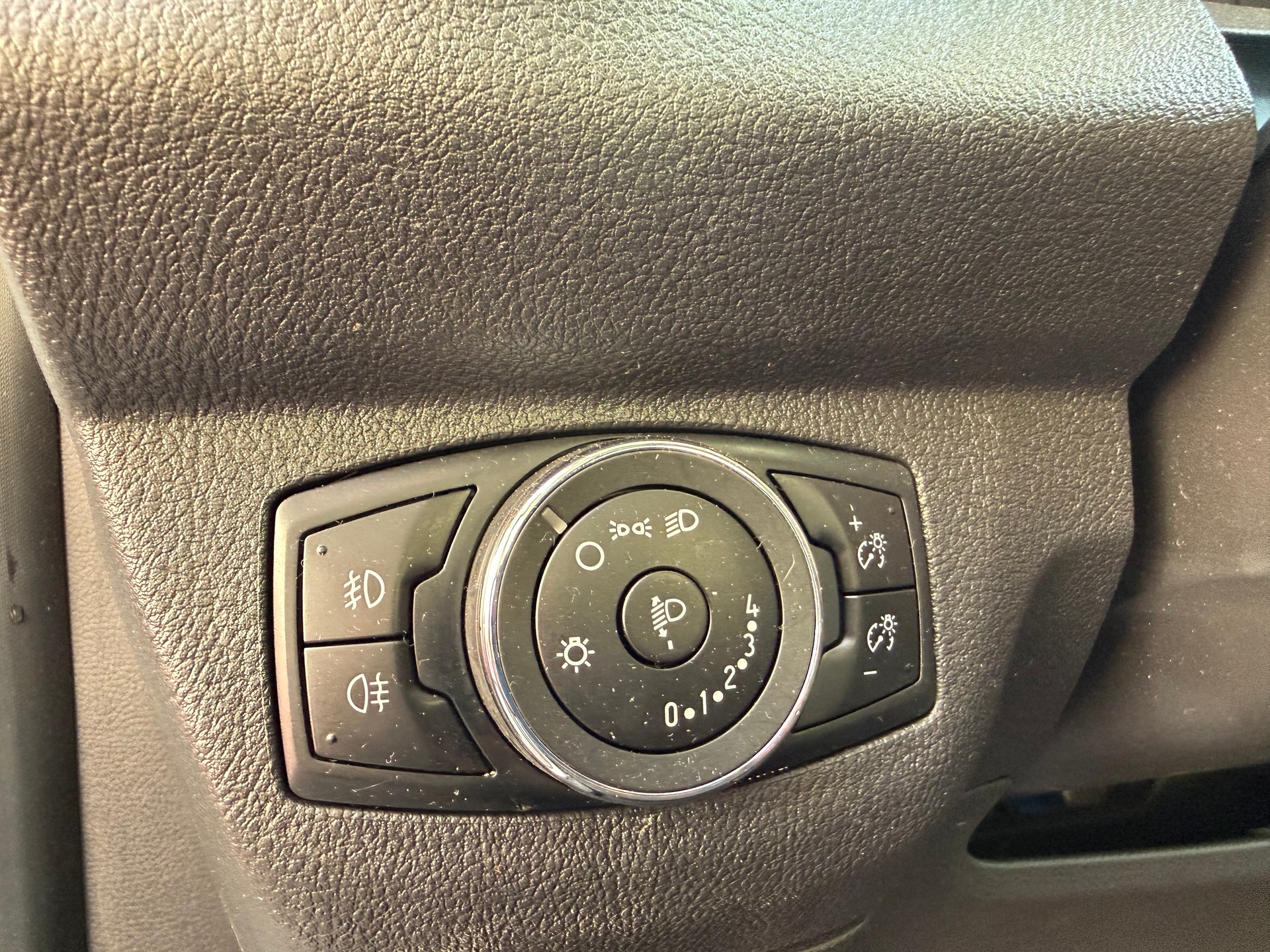 FORD Transit Courier Van 1.5 TDCi Trend-image-11