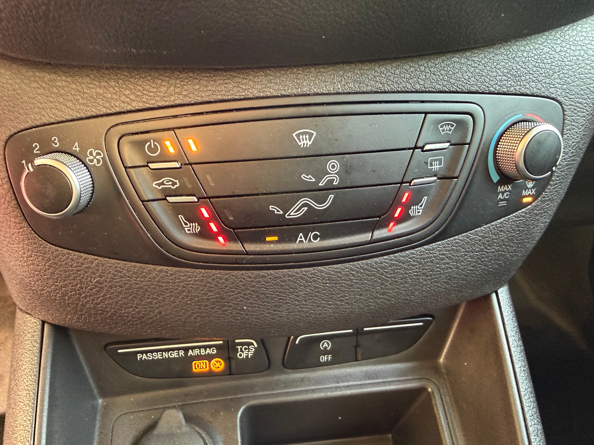 FORD Transit Courier Van 1.5 TDCi Trend-image-6