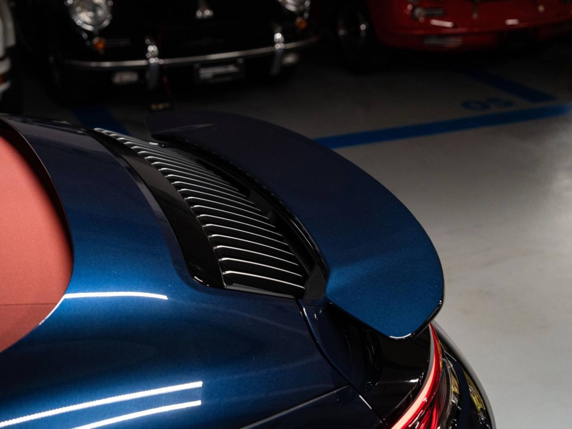 PORSCHE 911 Turbo S Cabriolet-image-29