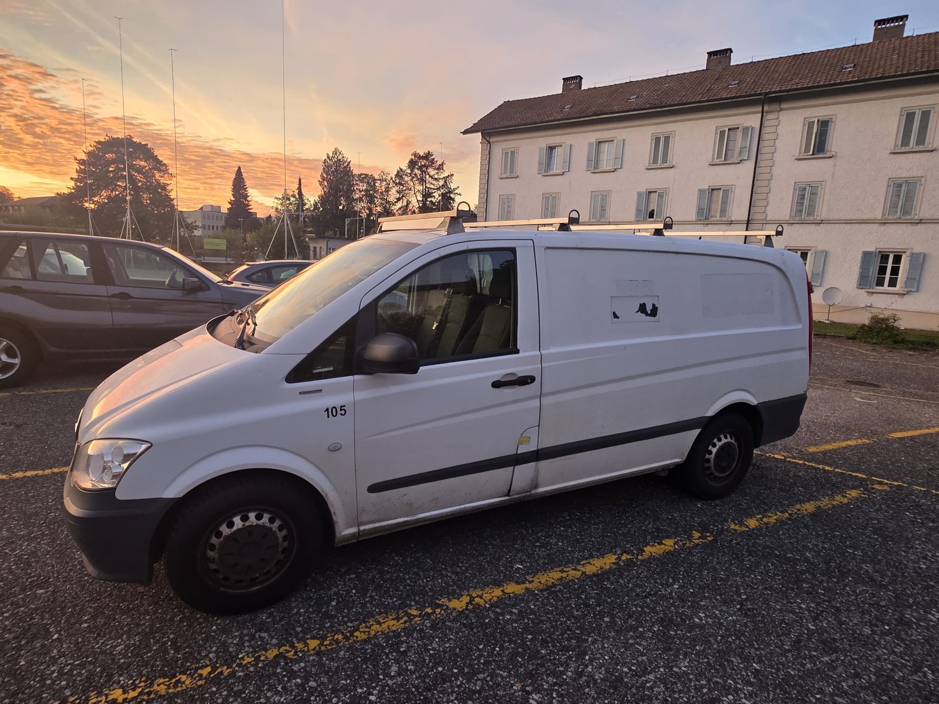 MERCEDES-BENZ Vito 111 CDI-image-2