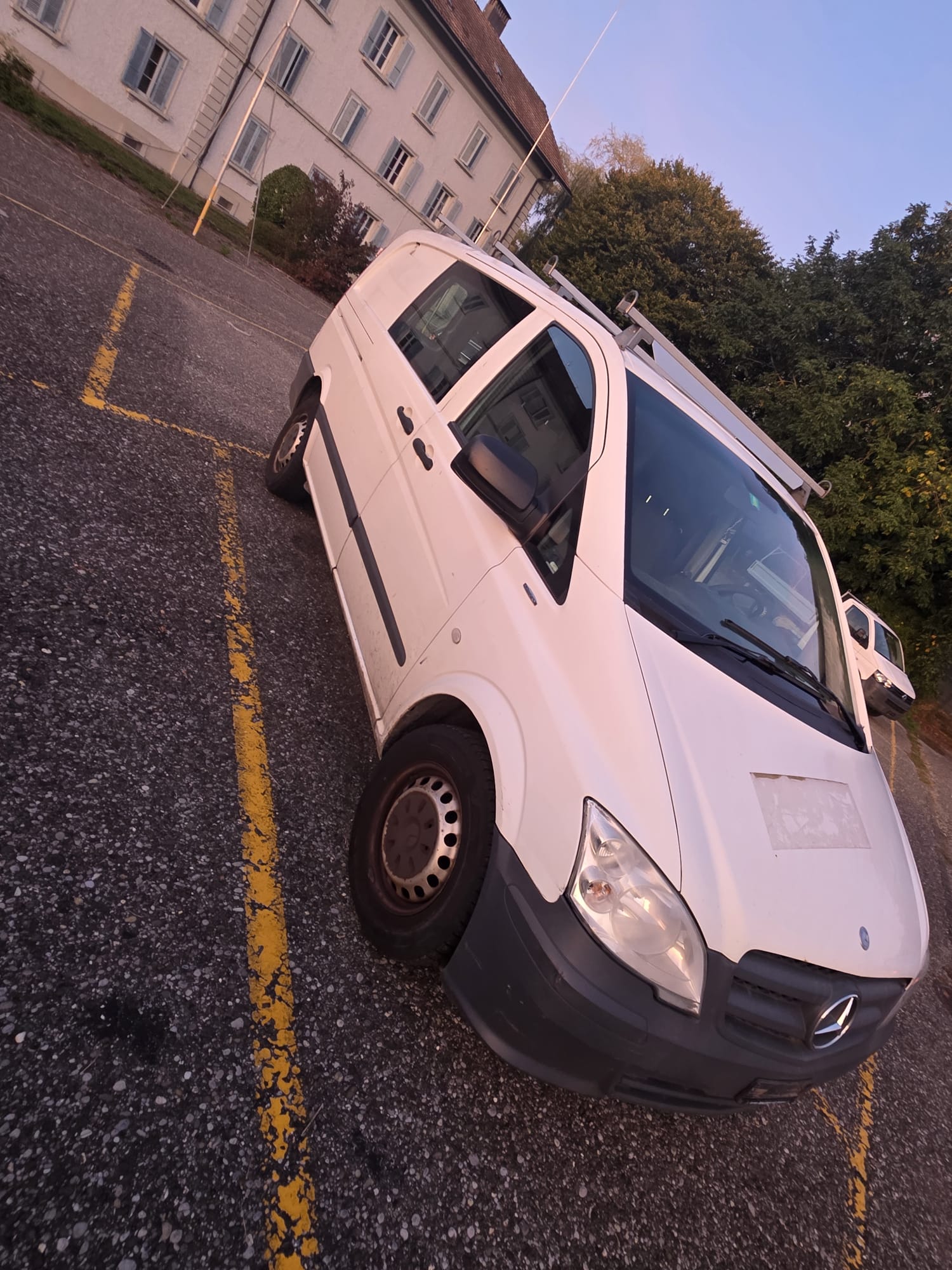 MERCEDES-BENZ Vito 111 CDI