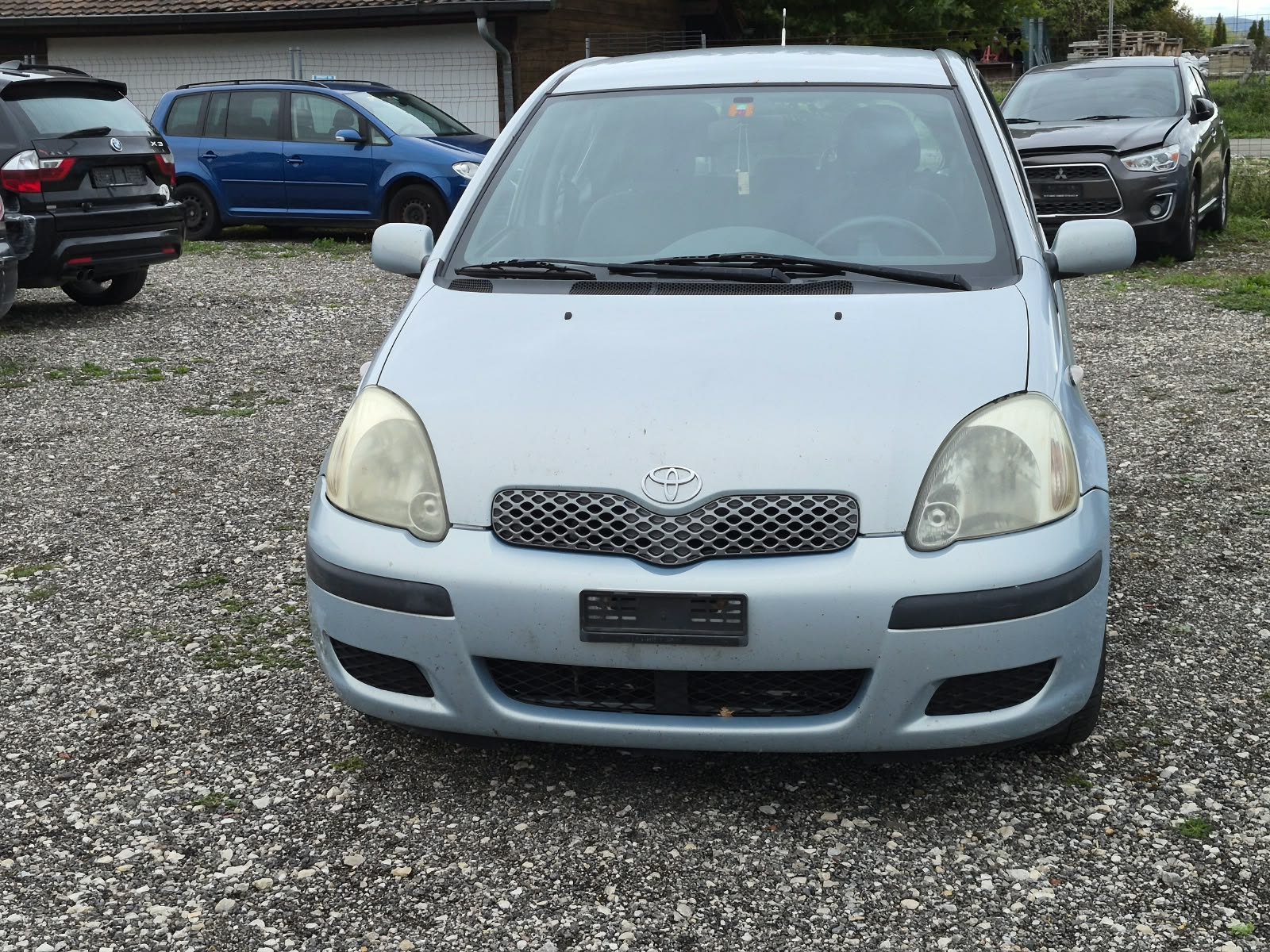 TOYOTA Yaris 1.3 Linea Luna-image-2