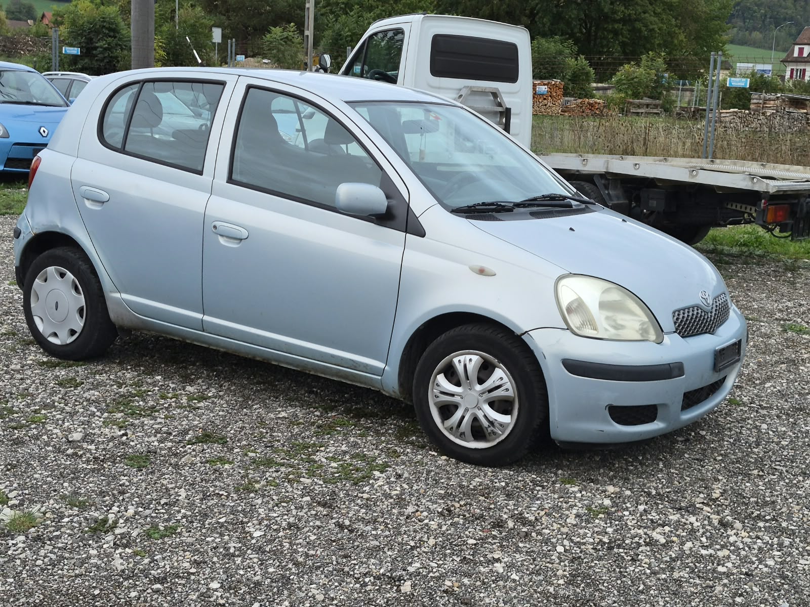 TOYOTA Yaris 1.3 Linea Luna-image-5
