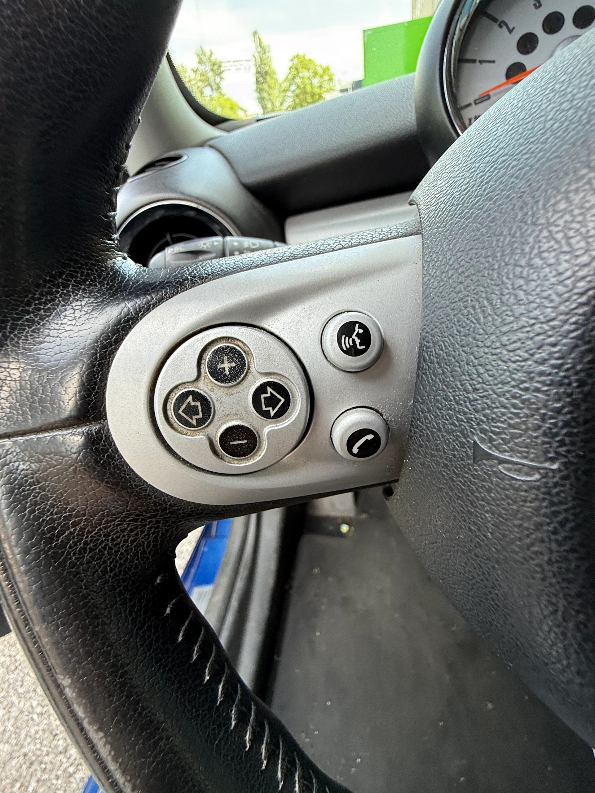 MINI Clubman Cooper S-image-9