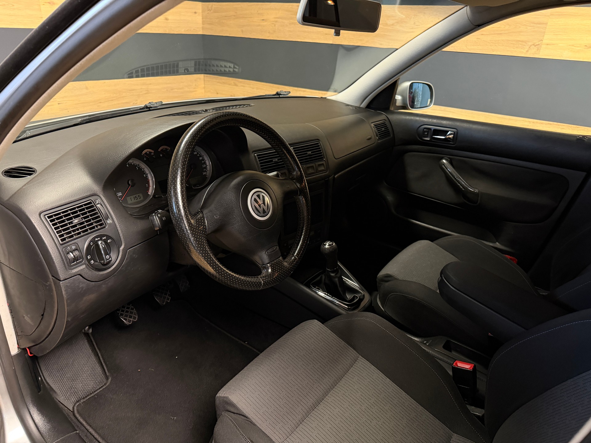 VW Golf 2.0 Pacific-image-8