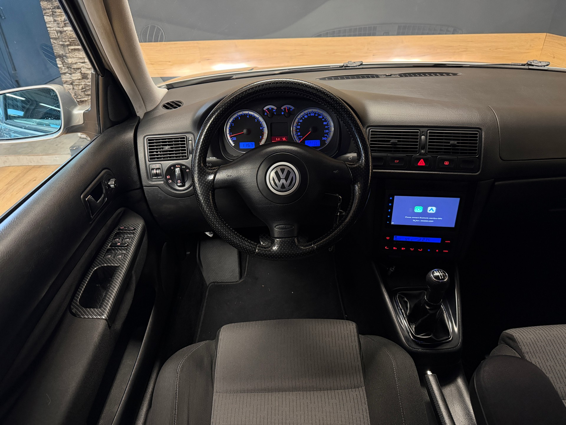VW Golf 2.0 Pacific-image-12