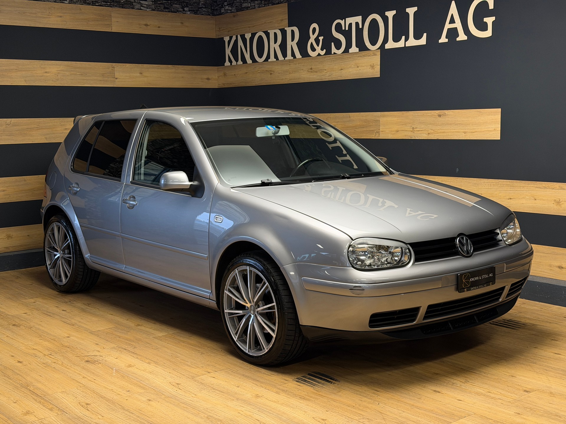 VW Golf 2.0 Pacific-image-2