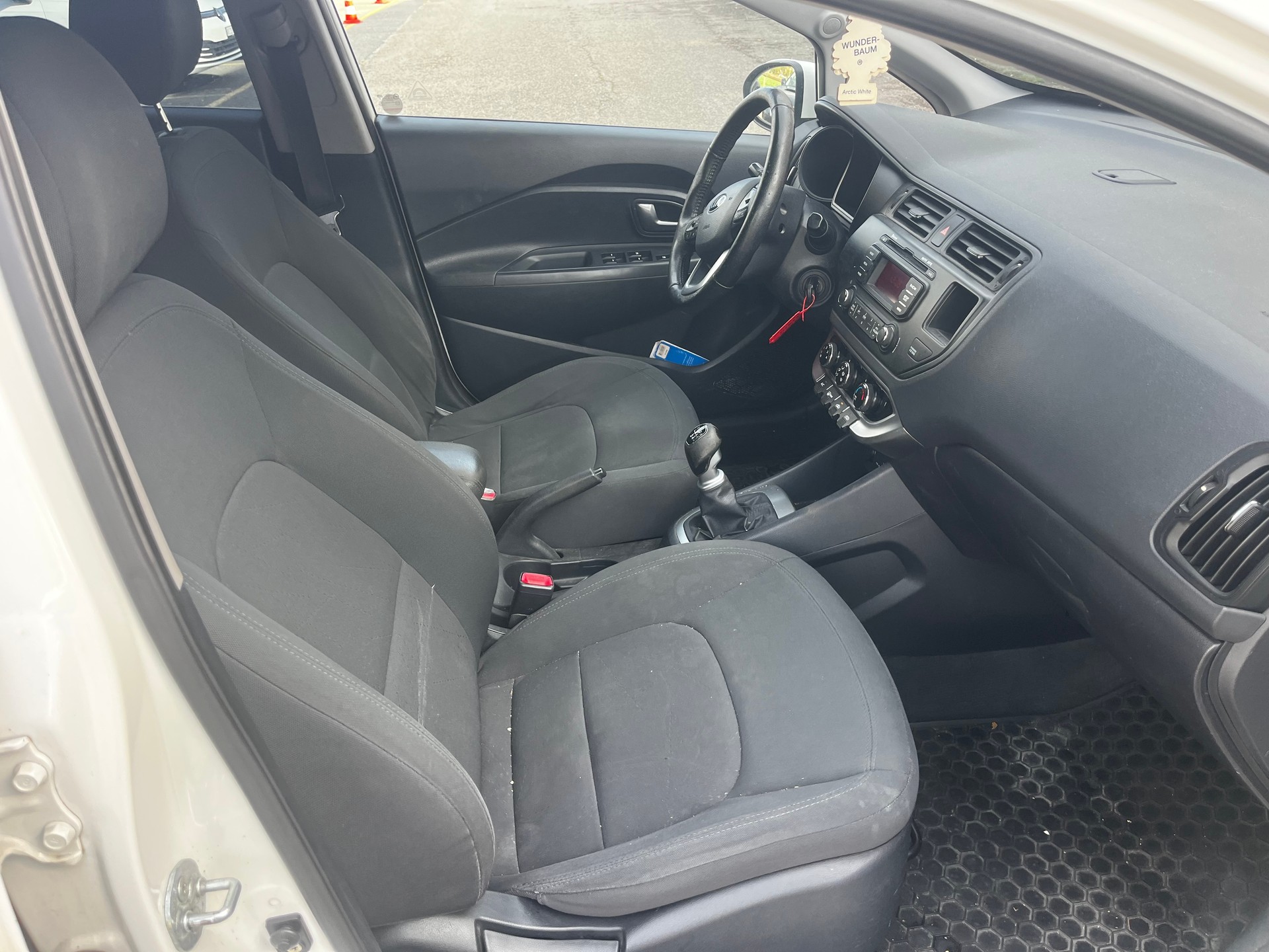 KIA Rio 1.4 CVVT Trend Moteur cassé-image-8