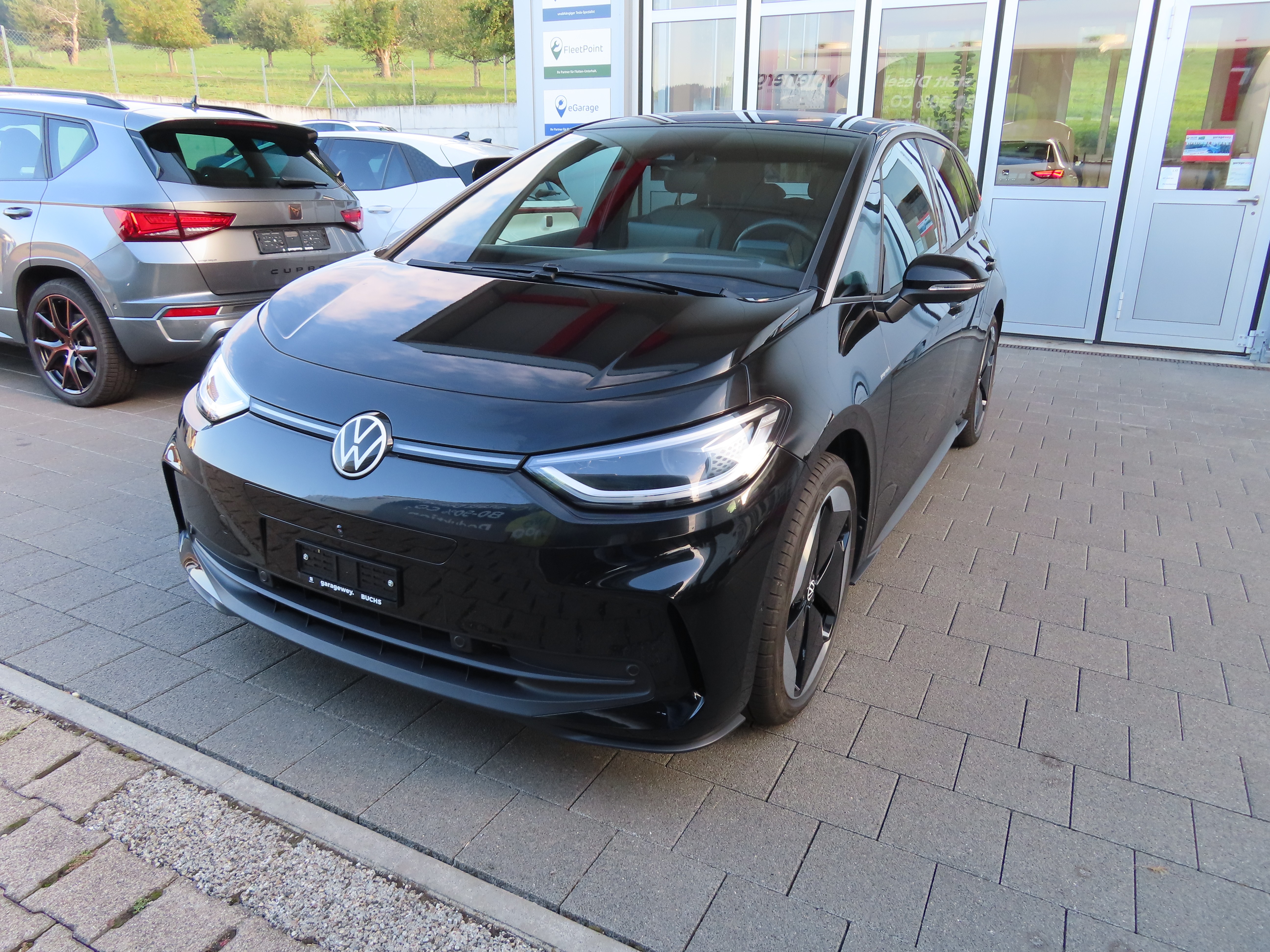 Car photo
