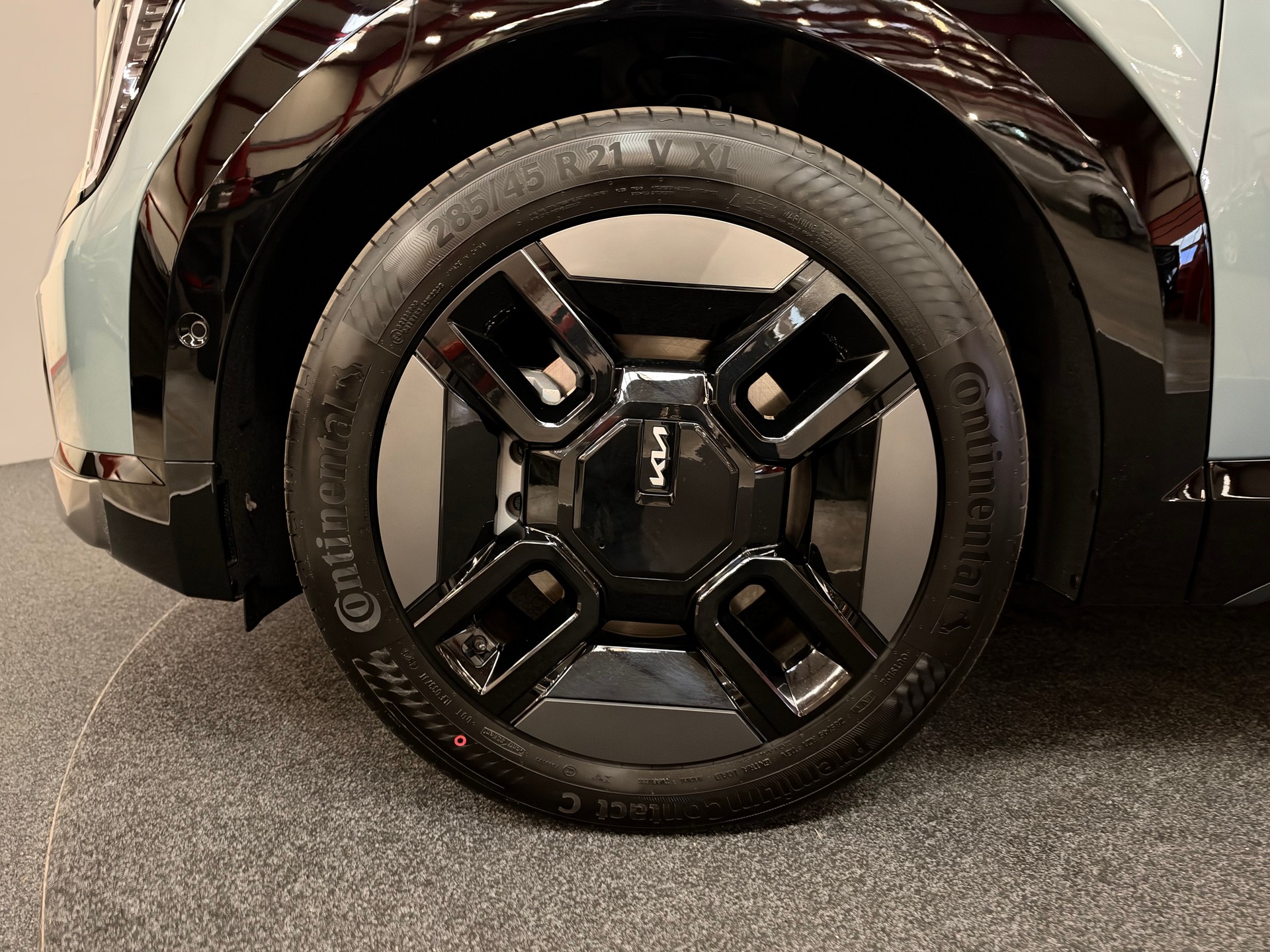 KIA EV9 99,8 kWh GT-Line 4x4-image-11