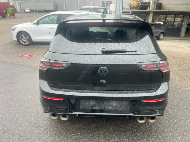 VW Golf 2.0 TSI R Black Edition DSG 4 Motion-image-2