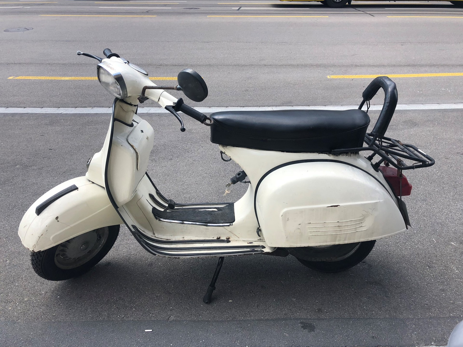 PIAGGIO Vespa GT 160 GT-showroom-element-2