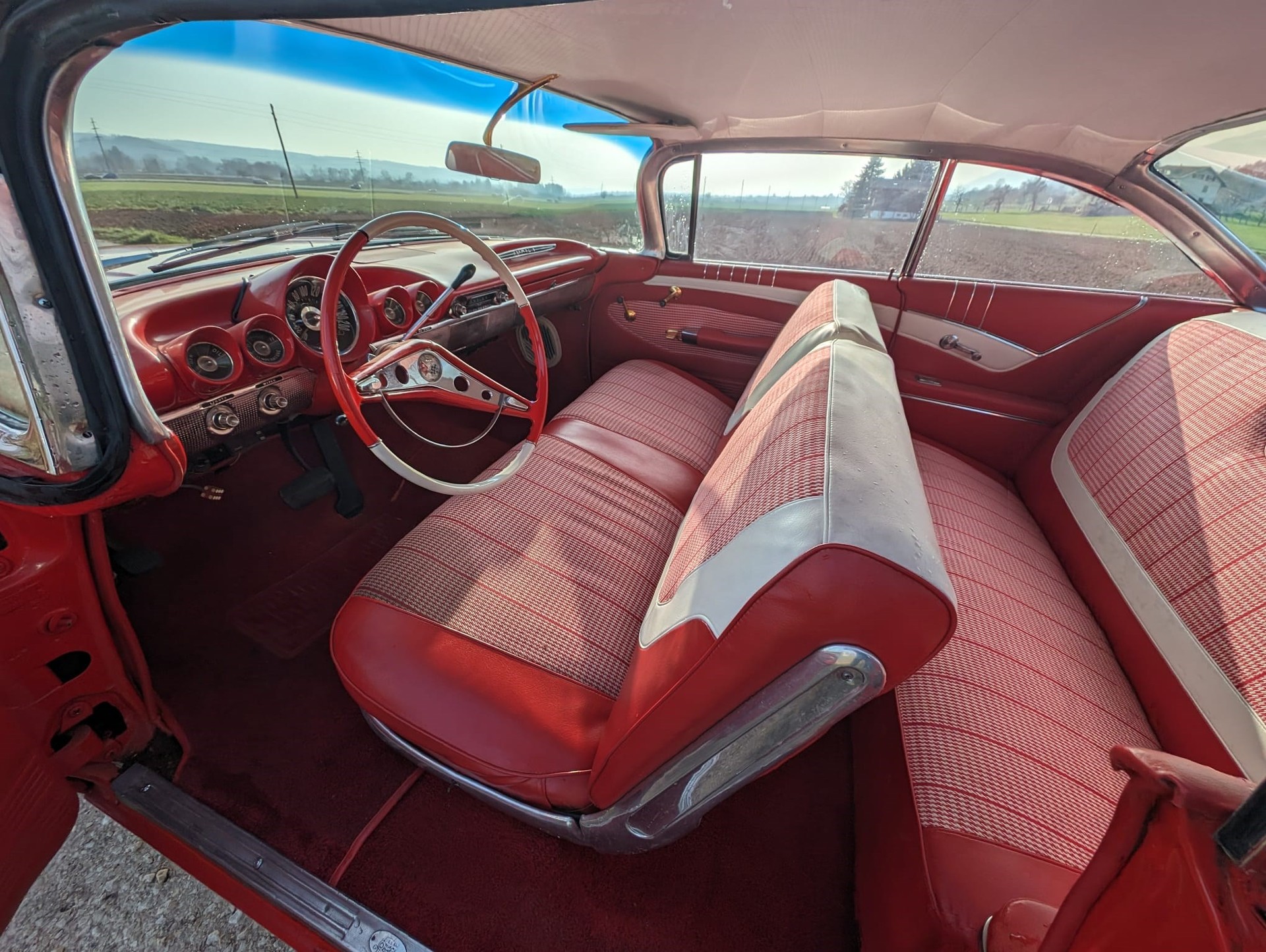 CHEVROLET Impala-image-6