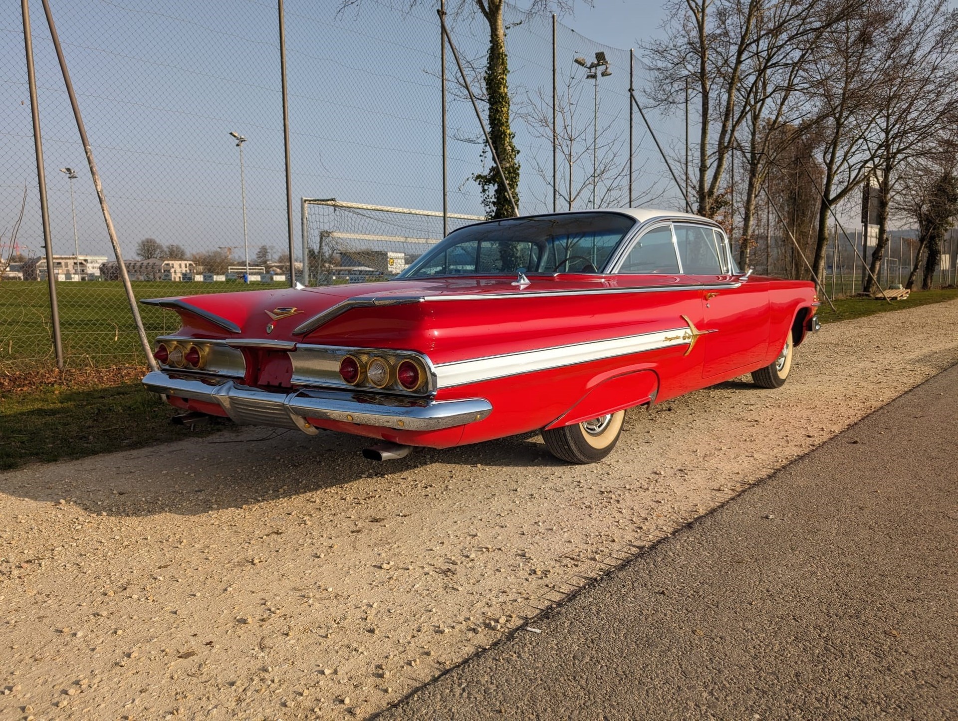CHEVROLET Impala-image-2