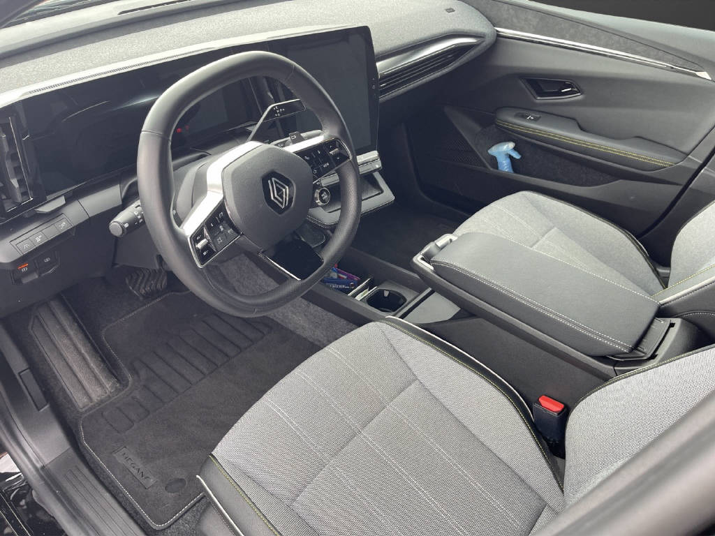 RENAULT Mégane E-Tech techno-image-8