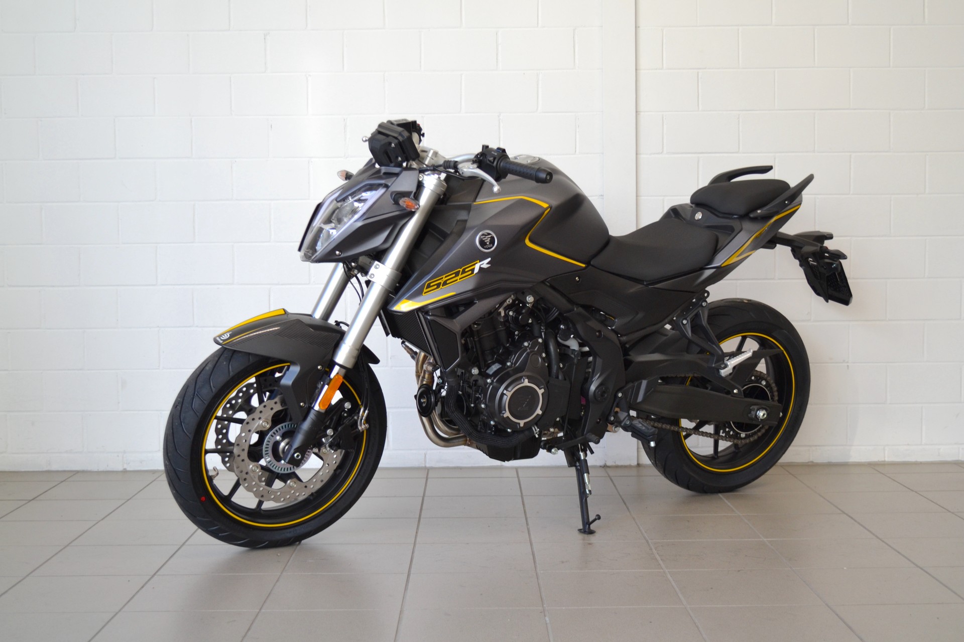 VOGE 525 R-showroom-element-1