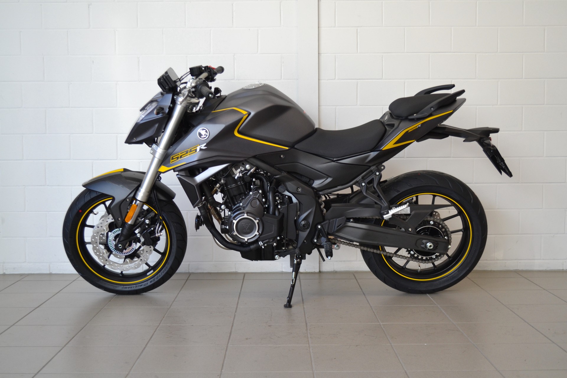 VOGE 525 R-showroom-element-2