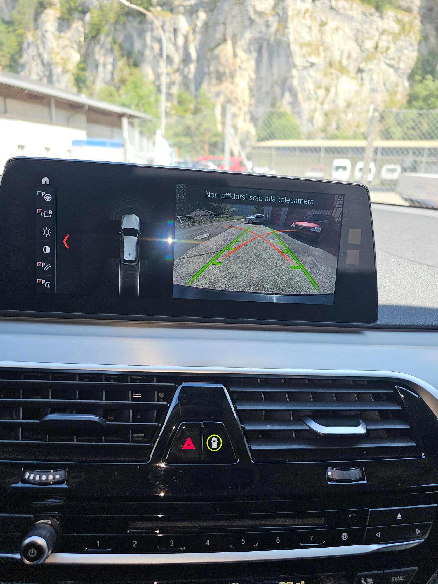 BMW 530d xDrive Touring Sport Line Steptronic-image-12