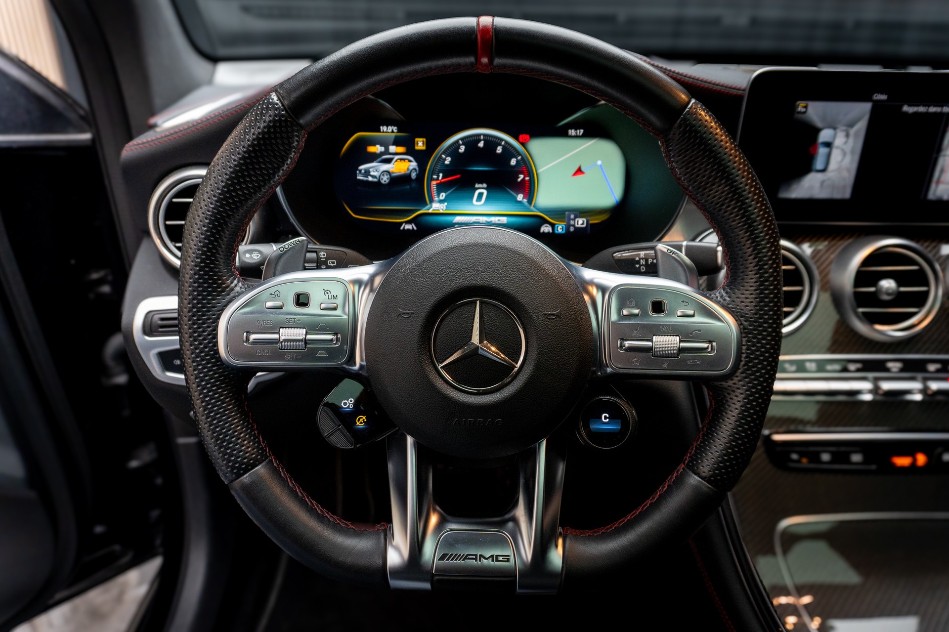 MERCEDES-BENZ GLC 43 AMG 4Matic 9G-Tronic-image-12