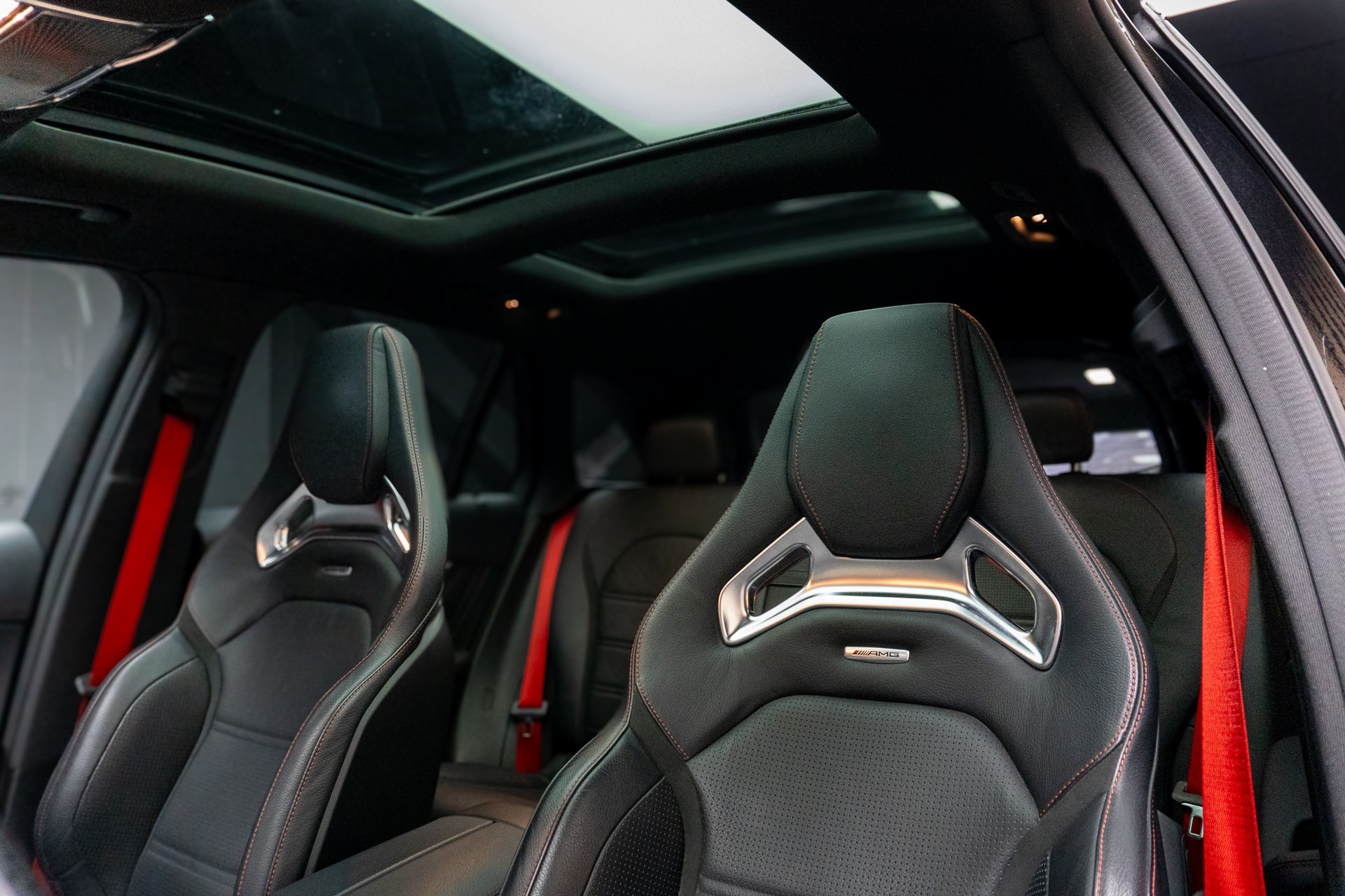 MERCEDES-BENZ GLC 43 AMG 4Matic 9G-Tronic-image-13