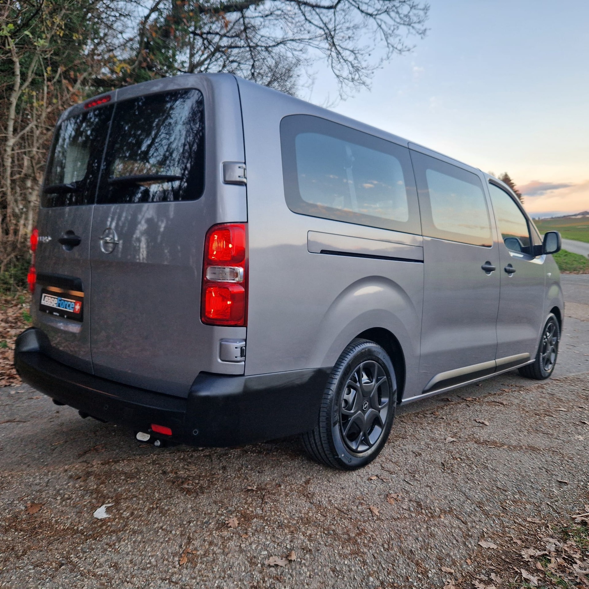 OPEL Vivaro Combi 2.0 CDTI s/s XL-image-10