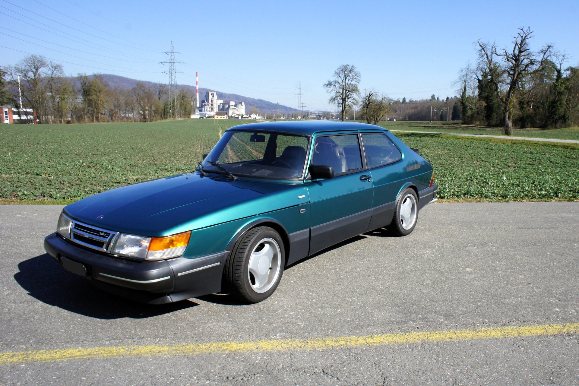SAAB 900 2.0 S Swiss-image-0