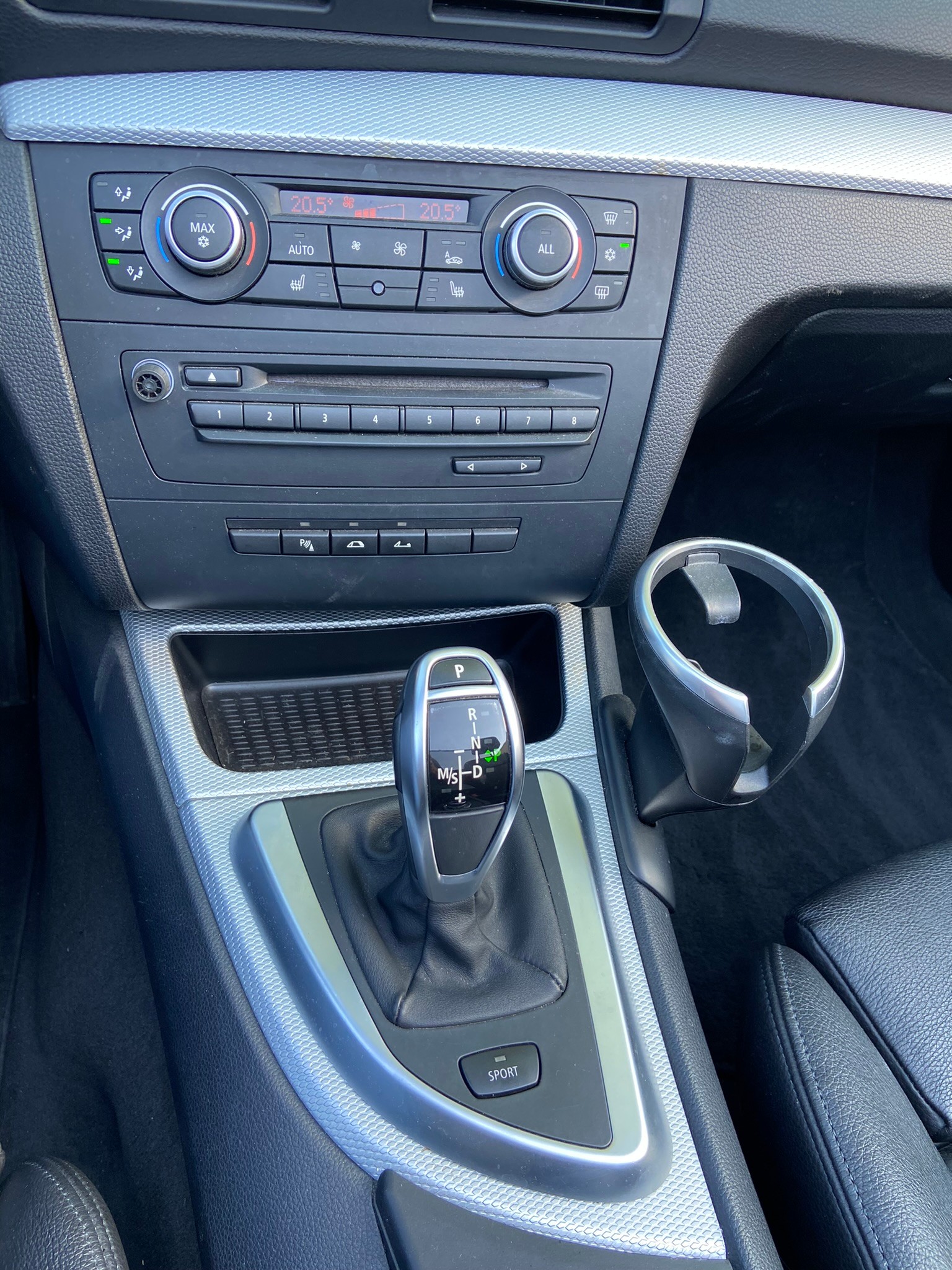 BMW 135i Cabrio DSG-image-16