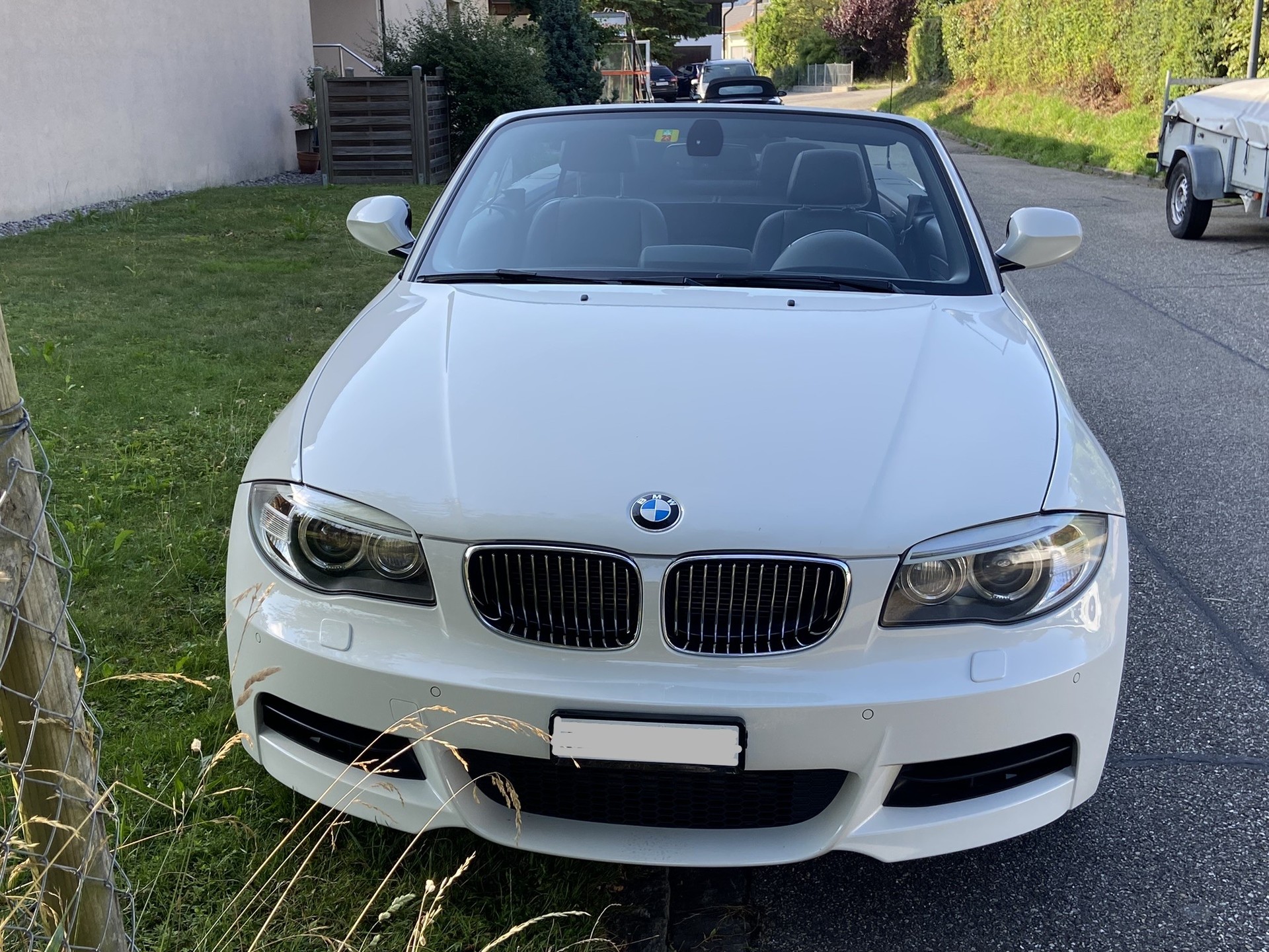 BMW 135i Cabrio DSG-image-11