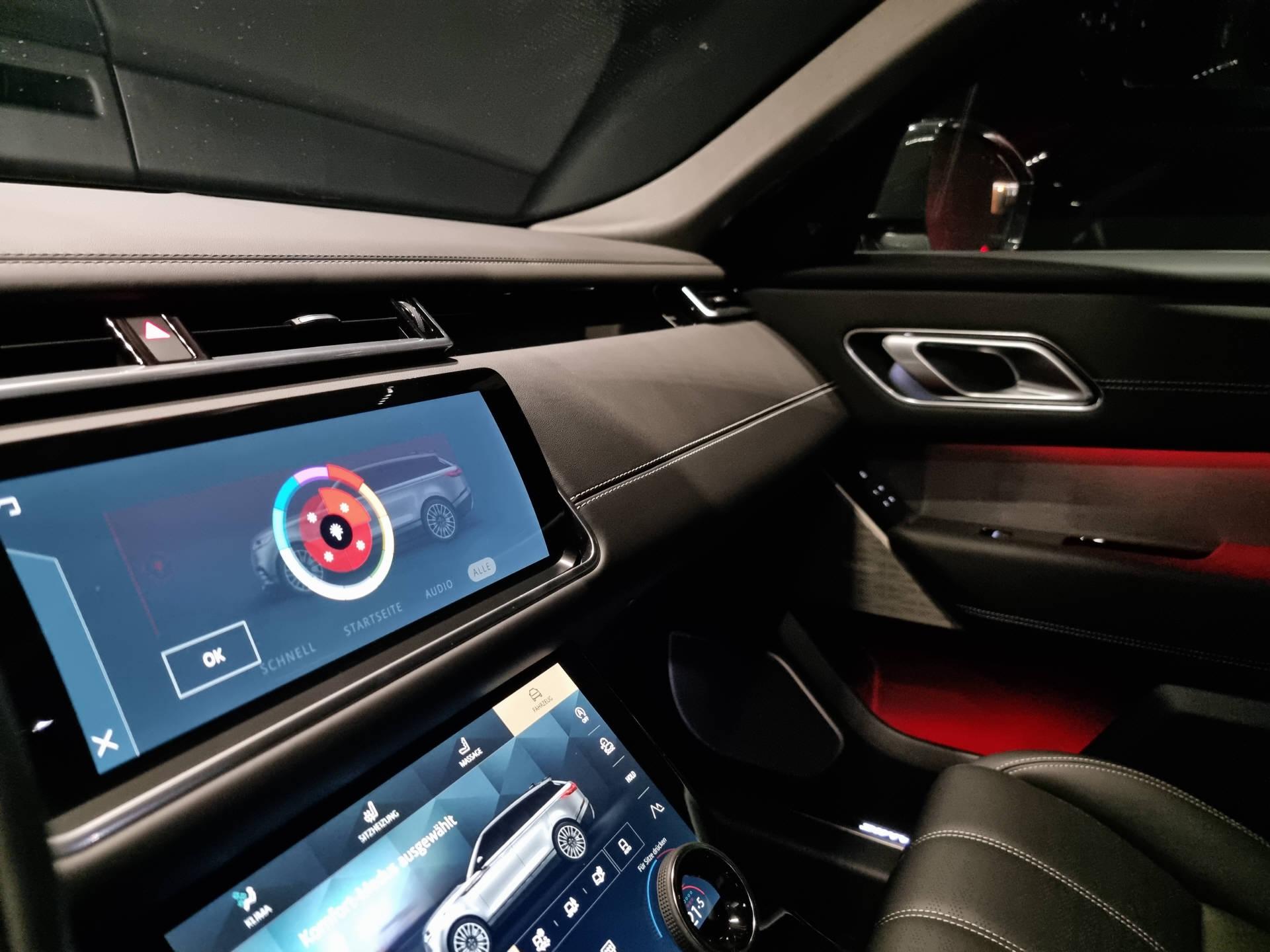 LAND ROVER Range Rover Velar 3.0 D I6 300 R-Dynamic HSE-image-11