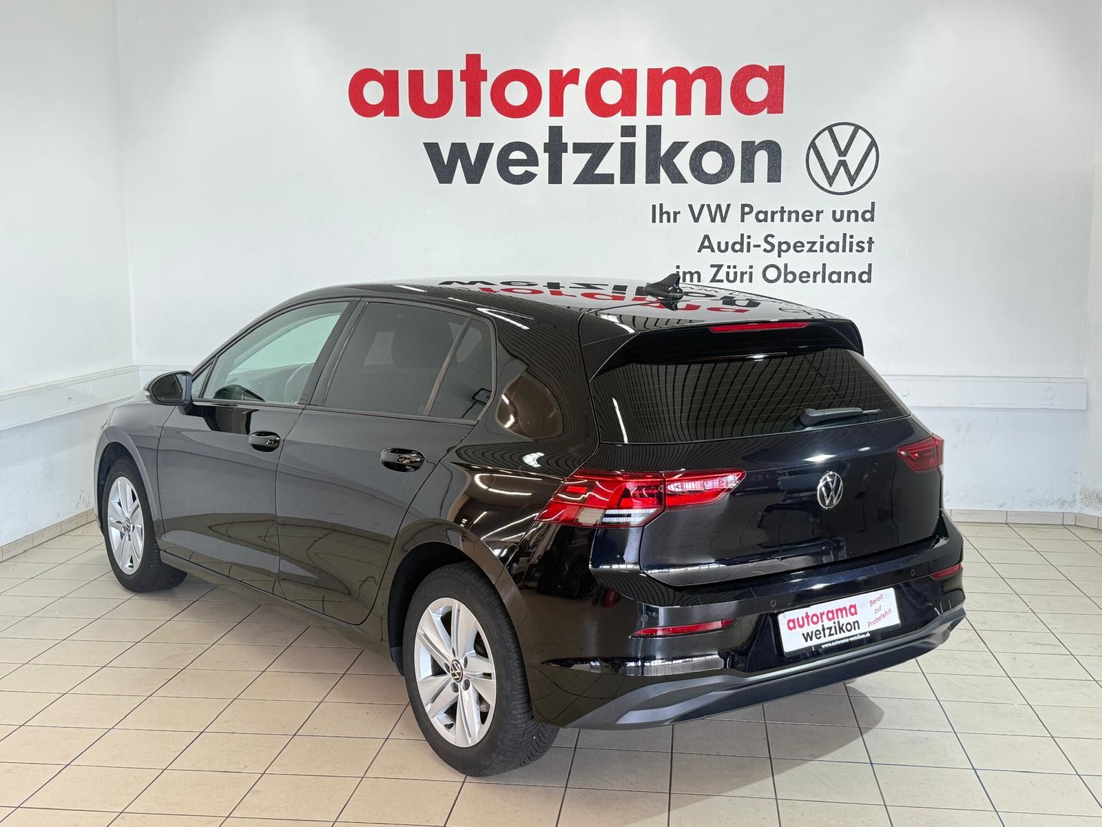 VW Golf 2.0 TDI Life-image-2