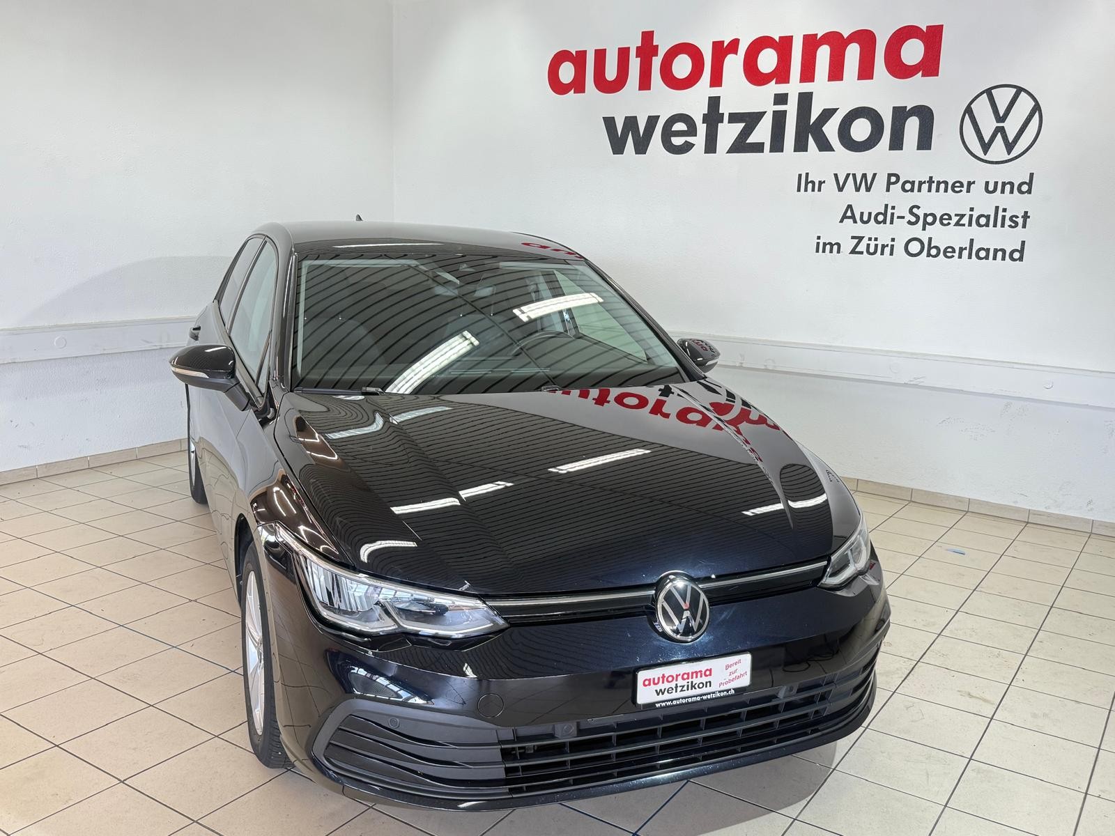 VW Golf 2.0 TDI Life-image-1