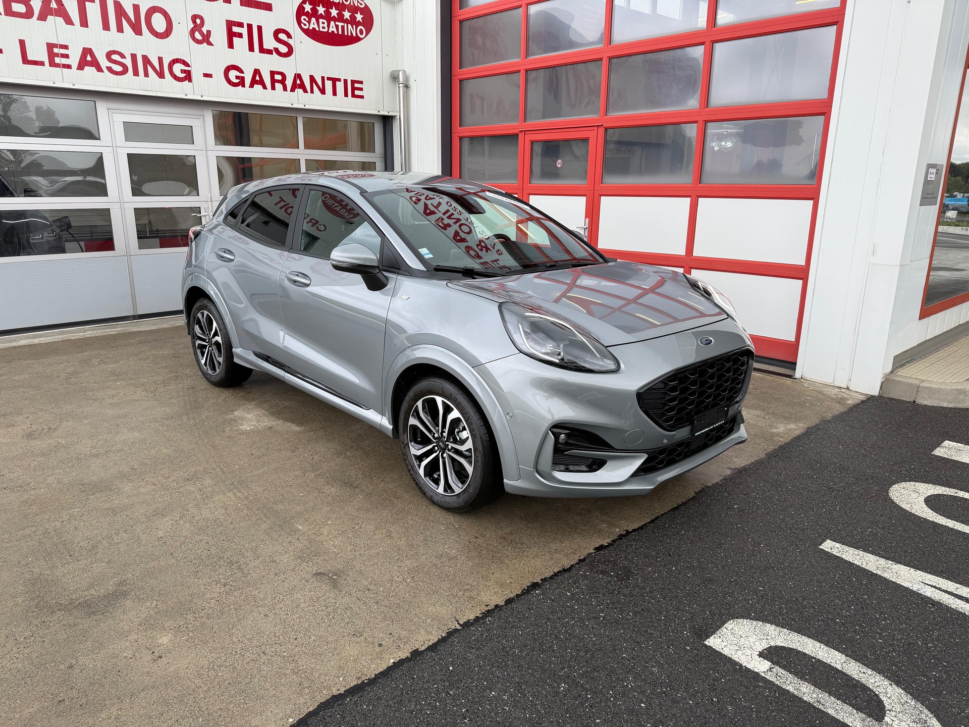 FORD Puma 1.0 MHEV ST-Line Automat-image-2