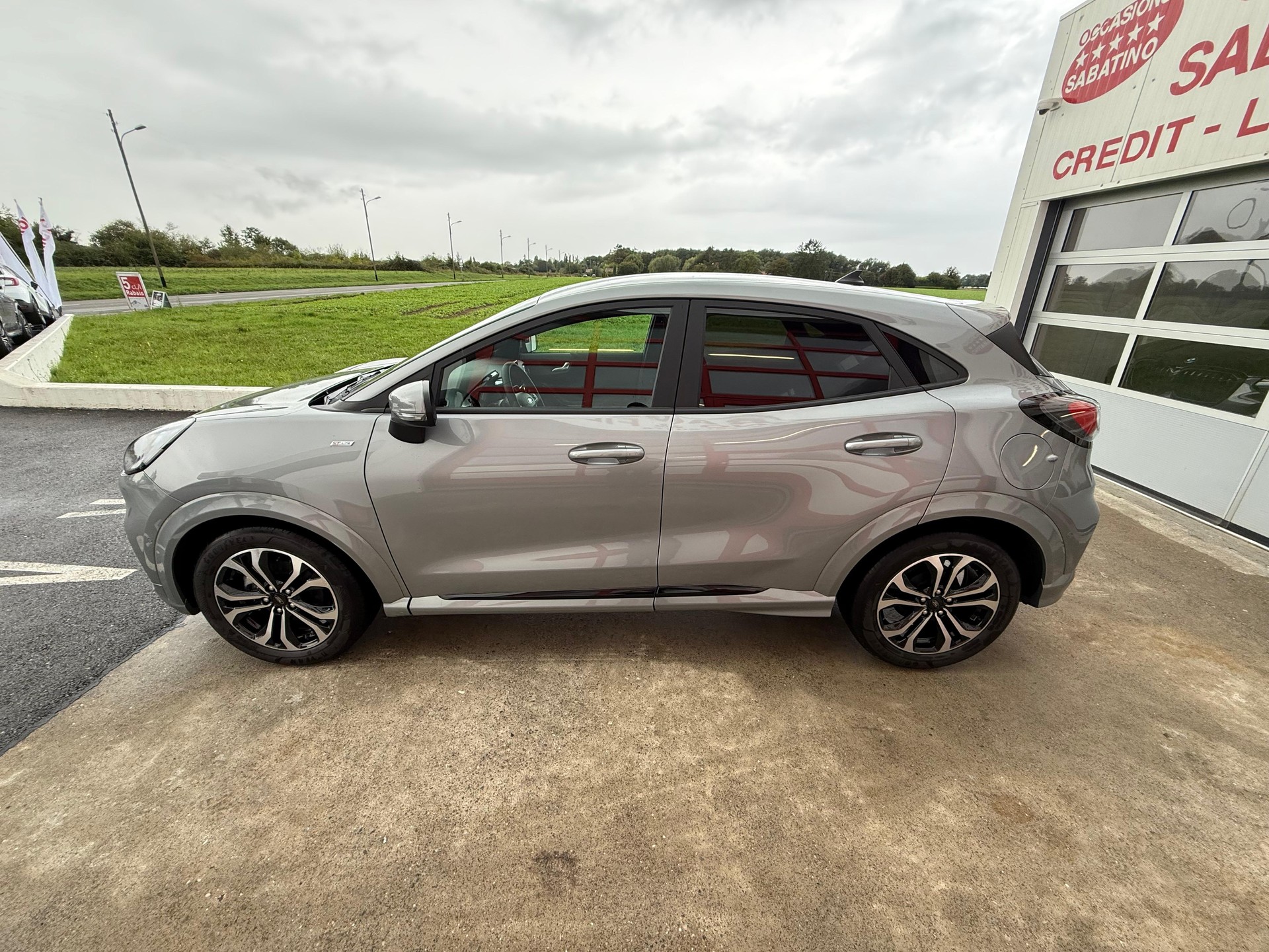 FORD Puma 1.0 MHEV ST-Line Automat-image-5