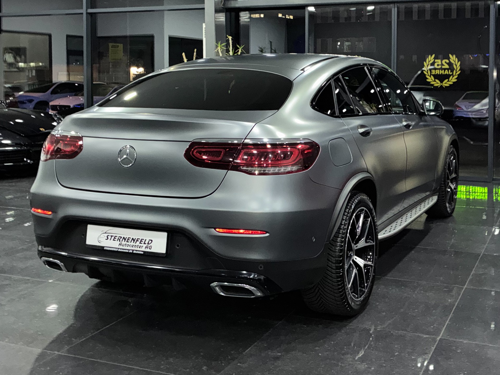 MERCEDES-BENZ GLC Coupé 220 d AMG Line 4Matic 9G-Tronic-image-4