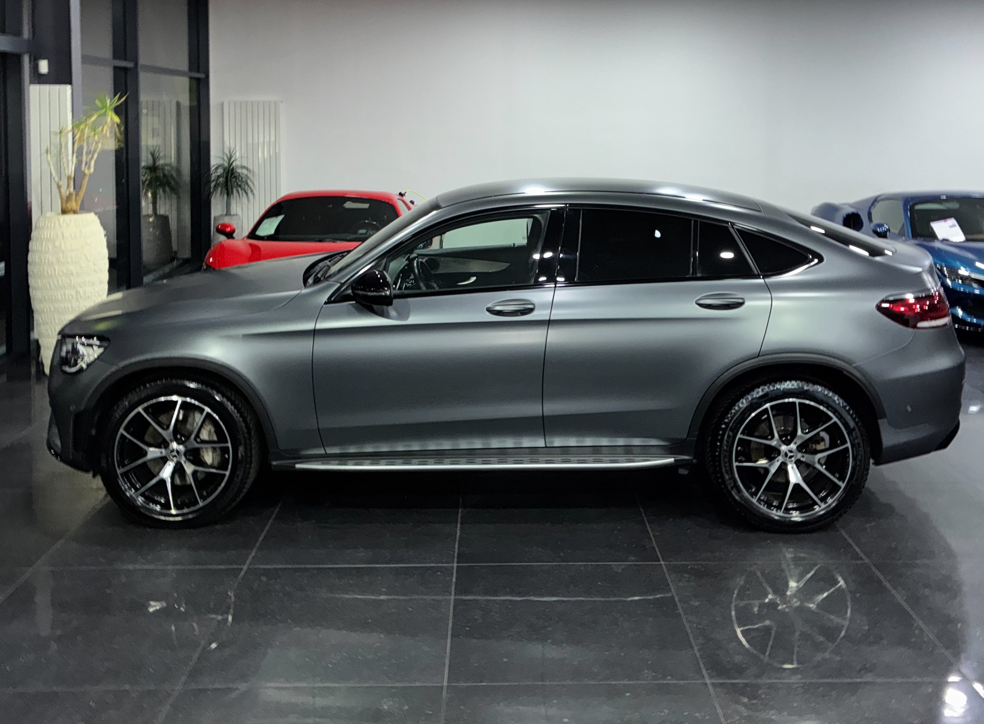MERCEDES-BENZ GLC Coupé 220 d AMG Line 4Matic 9G-Tronic-image-6