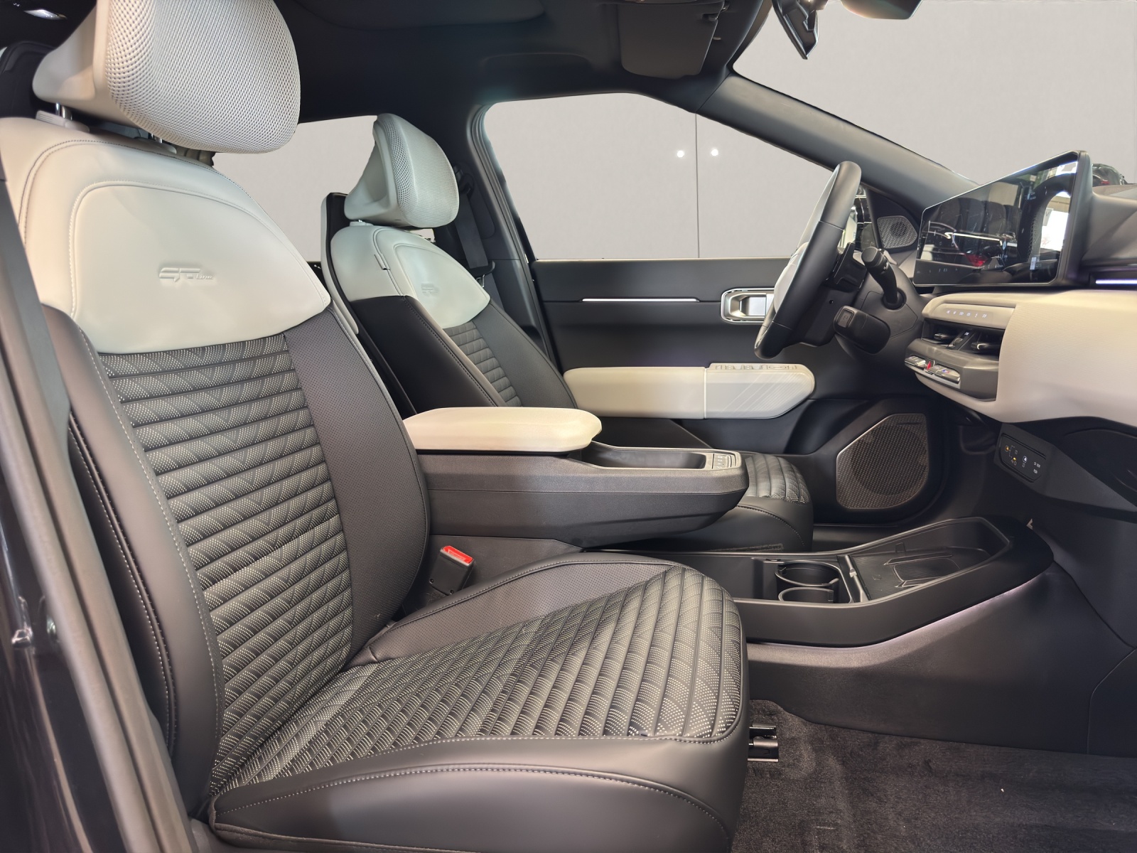 KIA EV4 81 kWh GT-Line-image-13