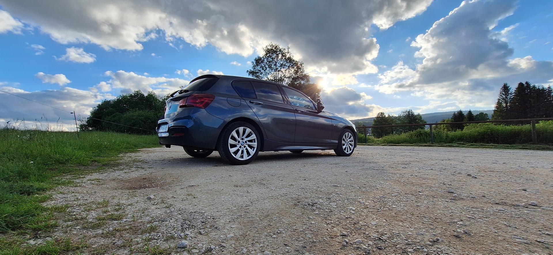 BMW 118d xDrive Edition M Sport-image-7